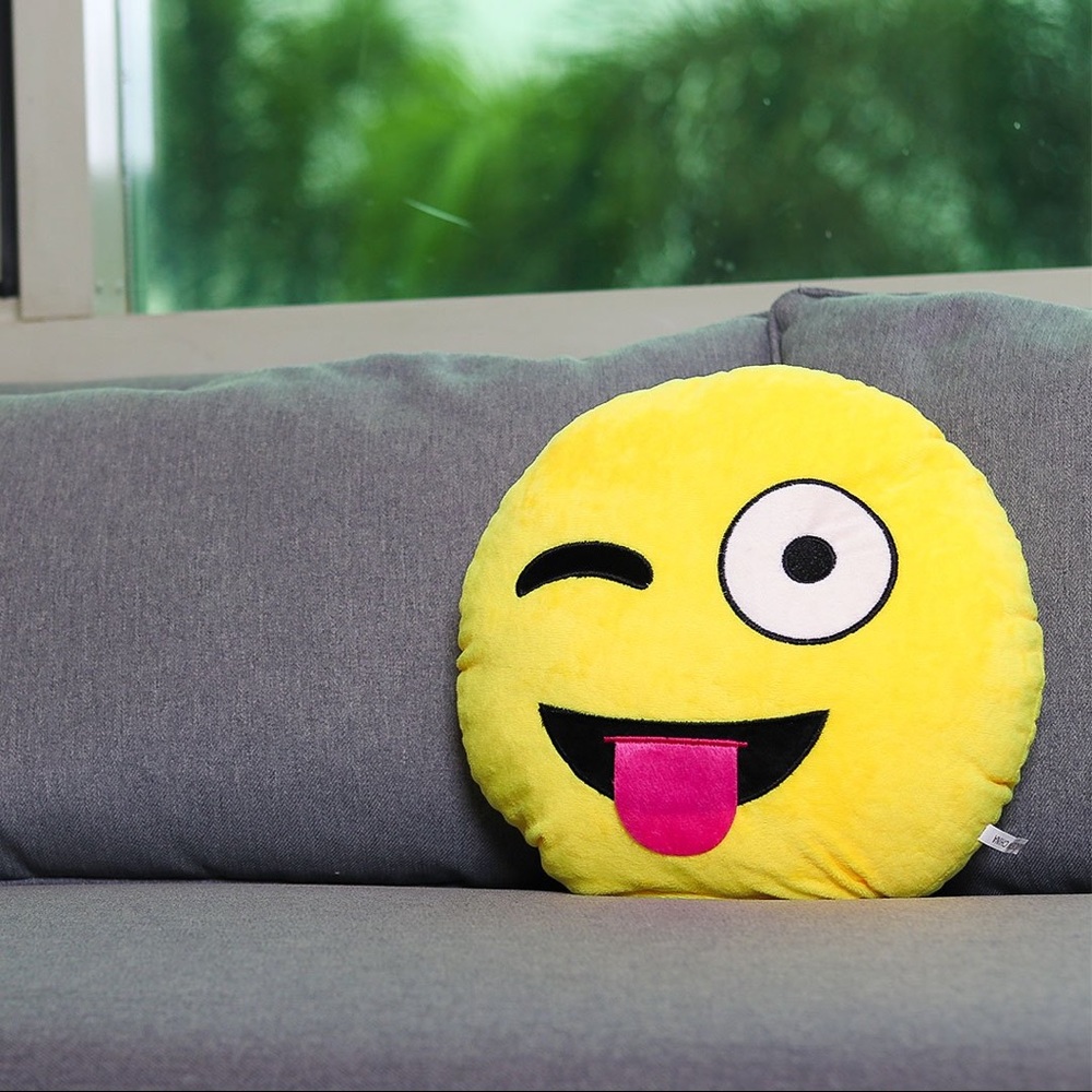 Big EMOJI PLUSH PILLOW Yellow Smile Tongue Face